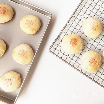 正宗云南鲜花饼的做法，玫瑰鲜花饼的做法