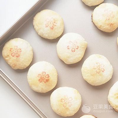 正宗云南鲜花饼的做法，玫瑰鲜花饼的做法