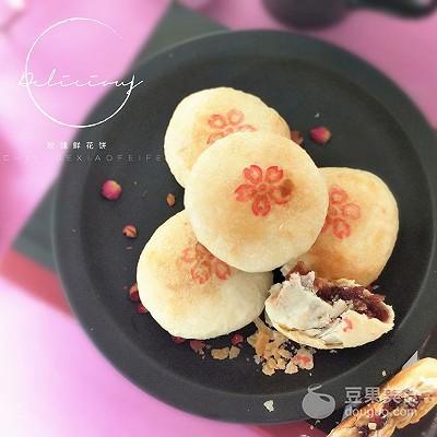 正宗云南鲜花饼的做法，玫瑰鲜花饼的做法