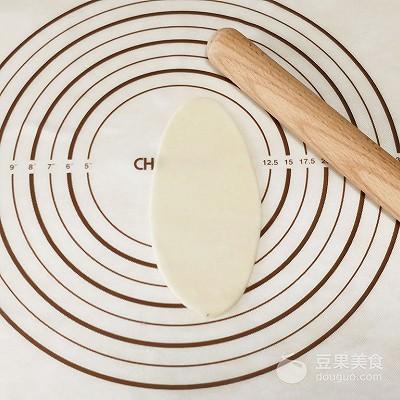 正宗云南鲜花饼的做法，玫瑰鲜花饼的做法