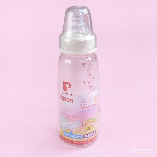 宝宝塑料奶瓶选择什么材质，塑料奶瓶什么材质好