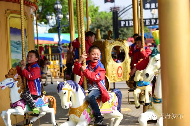 成都南湖梦幻岛，成都南湖梦幻岛旅游（南湖梦幻岛体验公园）