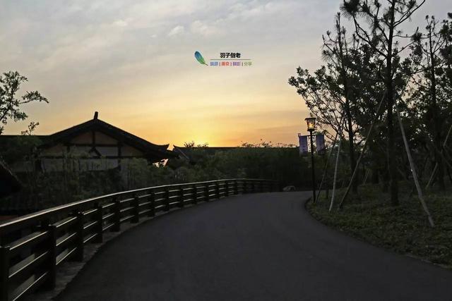 茅山东方盐湖城，东方盐湖城在不在茅山脚下（茅山东方盐湖城七周年快乐）