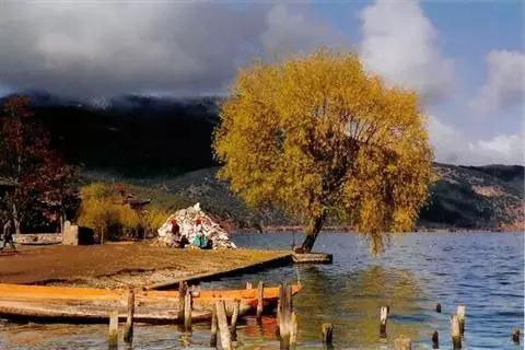 丽江怎么去泸沽湖，丽江市区到泸沽湖仅需2.5小时（丽江到泸沽湖怎么走最划算）