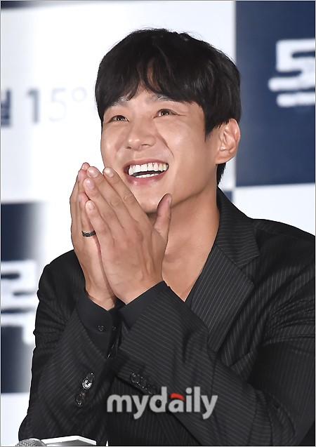 金泰梨视后发言，MDPHOTO李圣旻郭时旸等韩国艺人出席