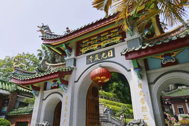 西虹市首富拍摄地，西虹市首富中的取景地（《西虹市首富》里豪华的城堡不在欧洲）