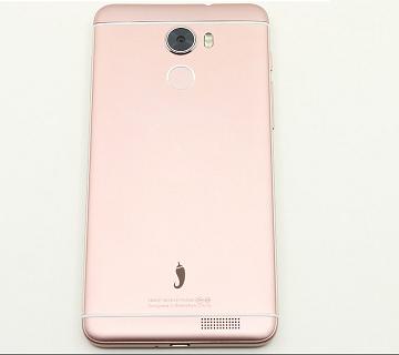 上星期公布小辣椒S31 32G版“八个手机微信与此同时开 3