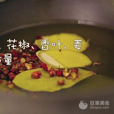 辣椒油的制作方法，辣椒油制作方法（只浇热油就“废”了）