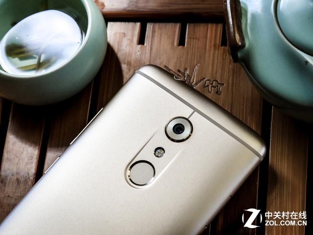 中兴天机axon m操作说明，解放双手不是难事