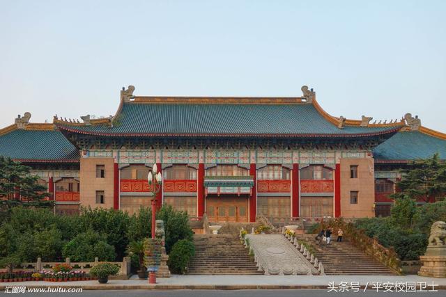 上海中医药大学图书馆，上海哪个大学图书馆对外开放