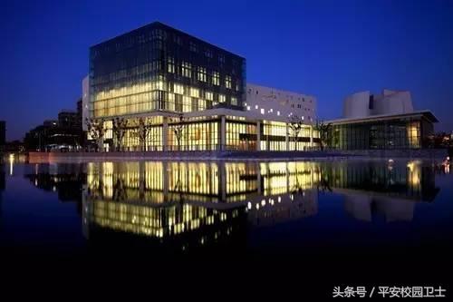 上海中医药大学图书馆，上海哪个大学图书馆对外开放
