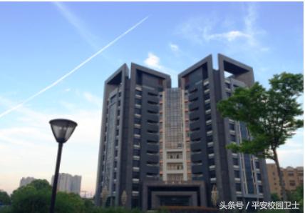 上海中医药大学图书馆，上海哪个大学图书馆对外开放