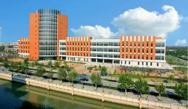 上海中医药大学图书馆，上海哪个大学图书馆对外开放