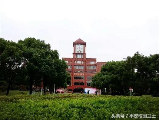 上海中医药大学图书馆，上海哪个大学图书馆对外开放