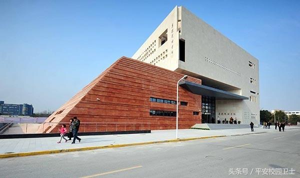 上海中医药大学图书馆，上海哪个大学图书馆对外开放
