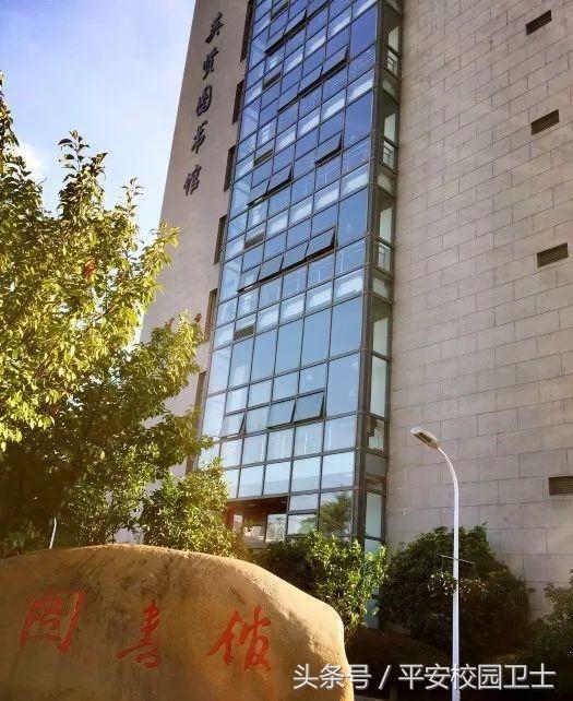 上海中医药大学图书馆，上海哪个大学图书馆对外开放
