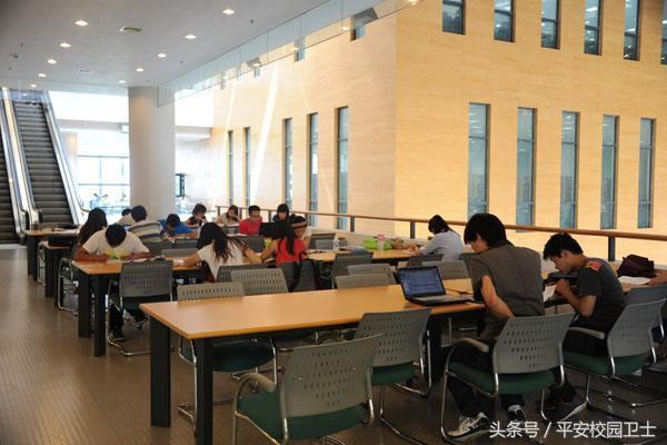 上海中医药大学图书馆，上海哪个大学图书馆对外开放