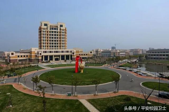 上海中医药大学图书馆，上海哪个大学图书馆对外开放