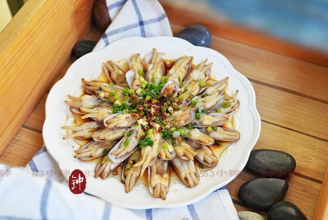 葱油蛏子最正宗的做法，破防了家人们