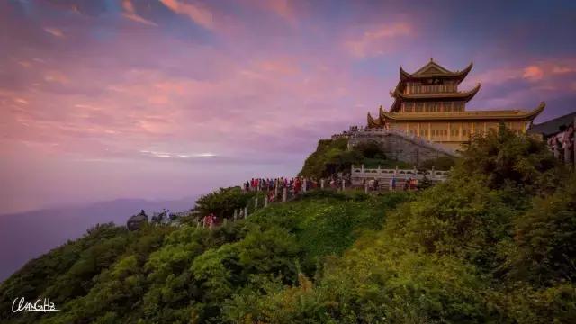 峨眉山景区路线图，峨眉山最经典的徒步游玩攻略（四川峨眉山旅游攻略）