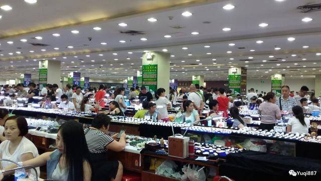 石佛寺玉器批发市场，石佛寺玉器边角料市场