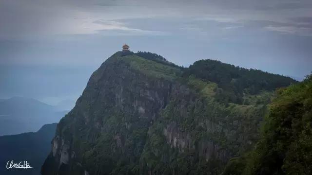 峨眉山景区路线图，峨眉山最经典的徒步游玩攻略（四川峨眉山旅游攻略）