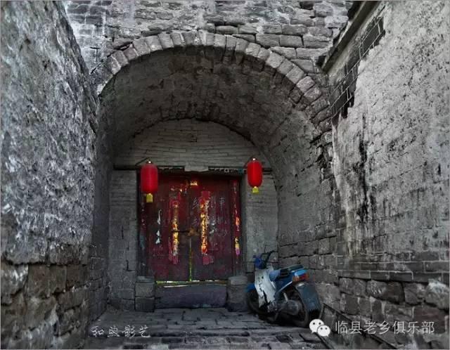 碛口古镇的历史文化，碛口古镇：九曲黄河第一镇