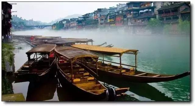 沈从文笔下的边城，沈从文的边城有何风情（沈从文《边城》）