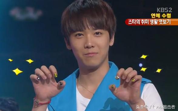 李弘基粉色头发现场，笑起来的时候感觉笑到我心里去了