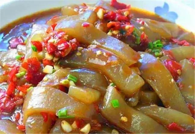 沈从文笔下的边城，沈从文的边城有何风情（沈从文《边城》）