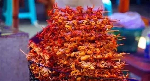 沈从文笔下的边城，沈从文的边城有何风情（沈从文《边城》）