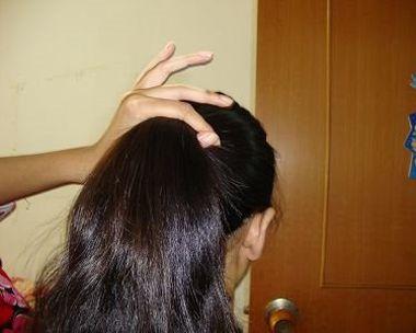 簪子盘发教程简单又漂亮，2款适合50岁女人的簪子发型盘发教程