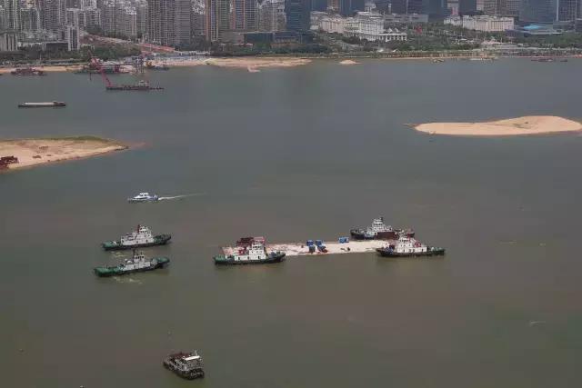 红谷隧道怎么建成，红谷隧道：中国最大水下立交