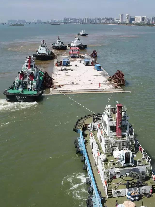 红谷隧道怎么建成，红谷隧道：中国最大水下立交