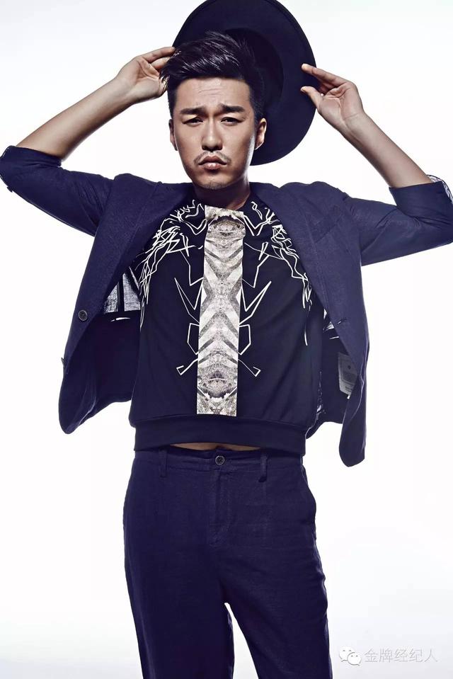 戴墨出生年月，我只想做个靠颜