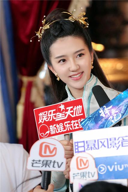 择天记古力娜扎鹿晗花絮，择天记首次媒体探班