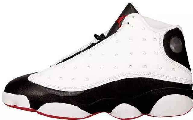 sneaker和鞋子有什么关系，业内人士如何看待的联名