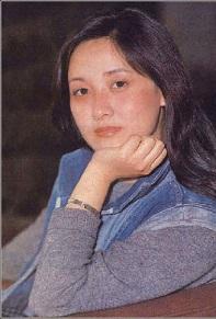 邓婕个人资料简介及家庭背景，张国立妻子邓婕昔日美艳旧照曝光