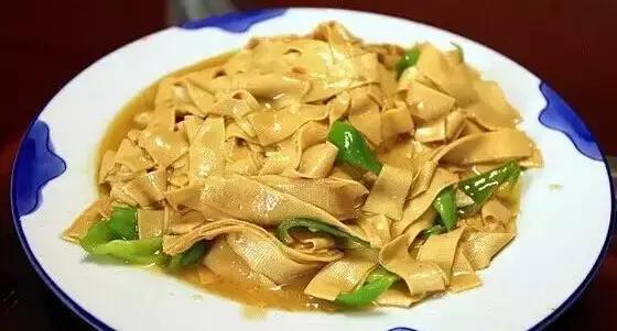 东北菜谱家常菜做法，30道最经典东北菜菜谱（教你6道东北硬菜）