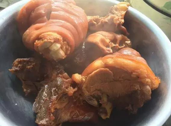 东北菜谱家常菜做法，30道最经典东北菜菜谱（教你6道东北硬菜）