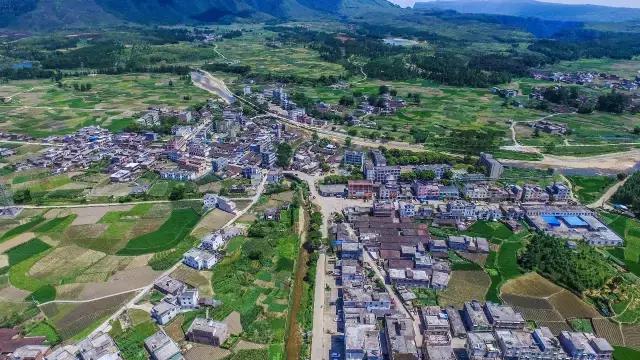 广东千年瑶寨在哪里，广东连南千年瑶寨旅游村（行走在台阶上的新生活）