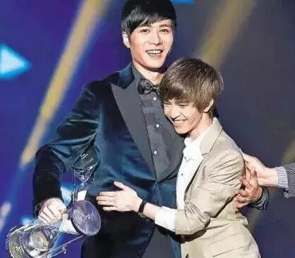 郭敬明陈学冬恋情，郭敬明为什么喜欢陈学冬（33岁陈学冬遭遇严重车祸）