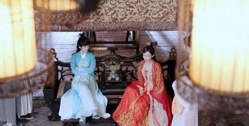 赵丽颖会唱歌吗，赵丽颖2006年唱歌（赵丽颖献唱春晚）