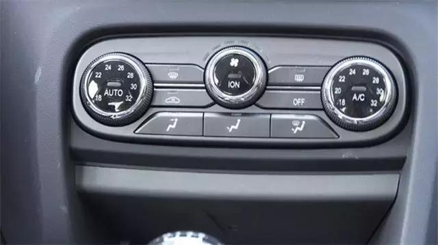 东南dx7买的后悔了，东南dx7汽车有哪些缺点（分享东南DX7用车感受）