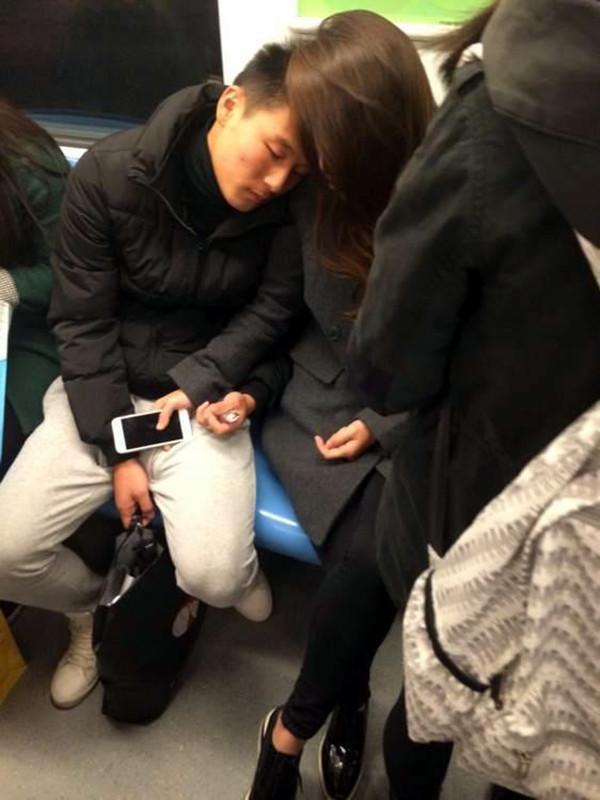 武磊女友惠若琪，武磊和惠若琪什么关系（武磊、惠若琪、杜锋、王珊珊等体育人齐亮相）