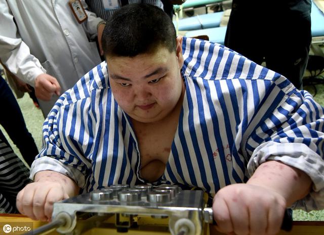体重肥胖怎么办(体重肥胖怎么办女性怀孕一个月)