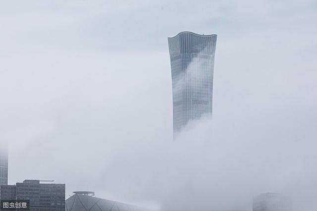 南京第一高楼紫峰大厦摄影作品，紫峰大厦五处超高出片拍照地