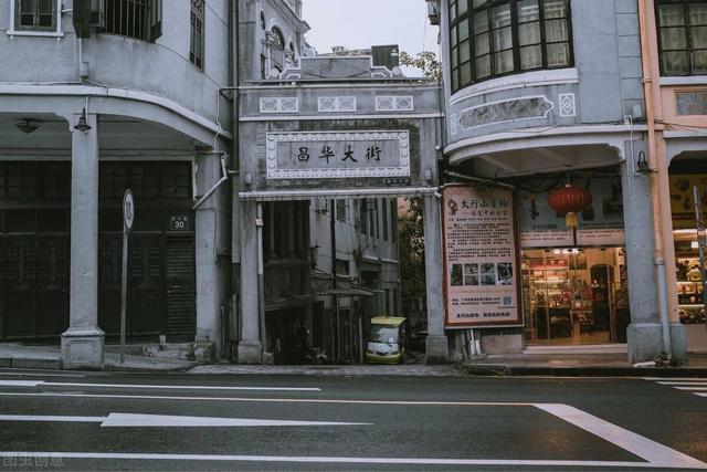 广州白云山有多高，广州白云山风景区天南第一峰（登高望远——白云山篇）