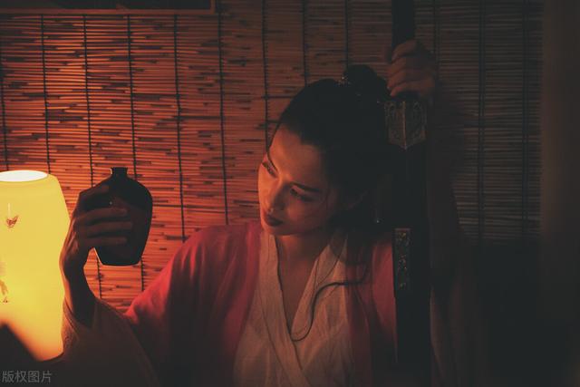 情人节送什么给男朋友适合七夕发朋友圈的文案