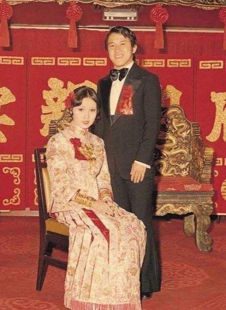 曾志伟有哪些绯闻，两任妻子20年痴情